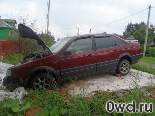 Битый автомобиль Volkswagen Passat