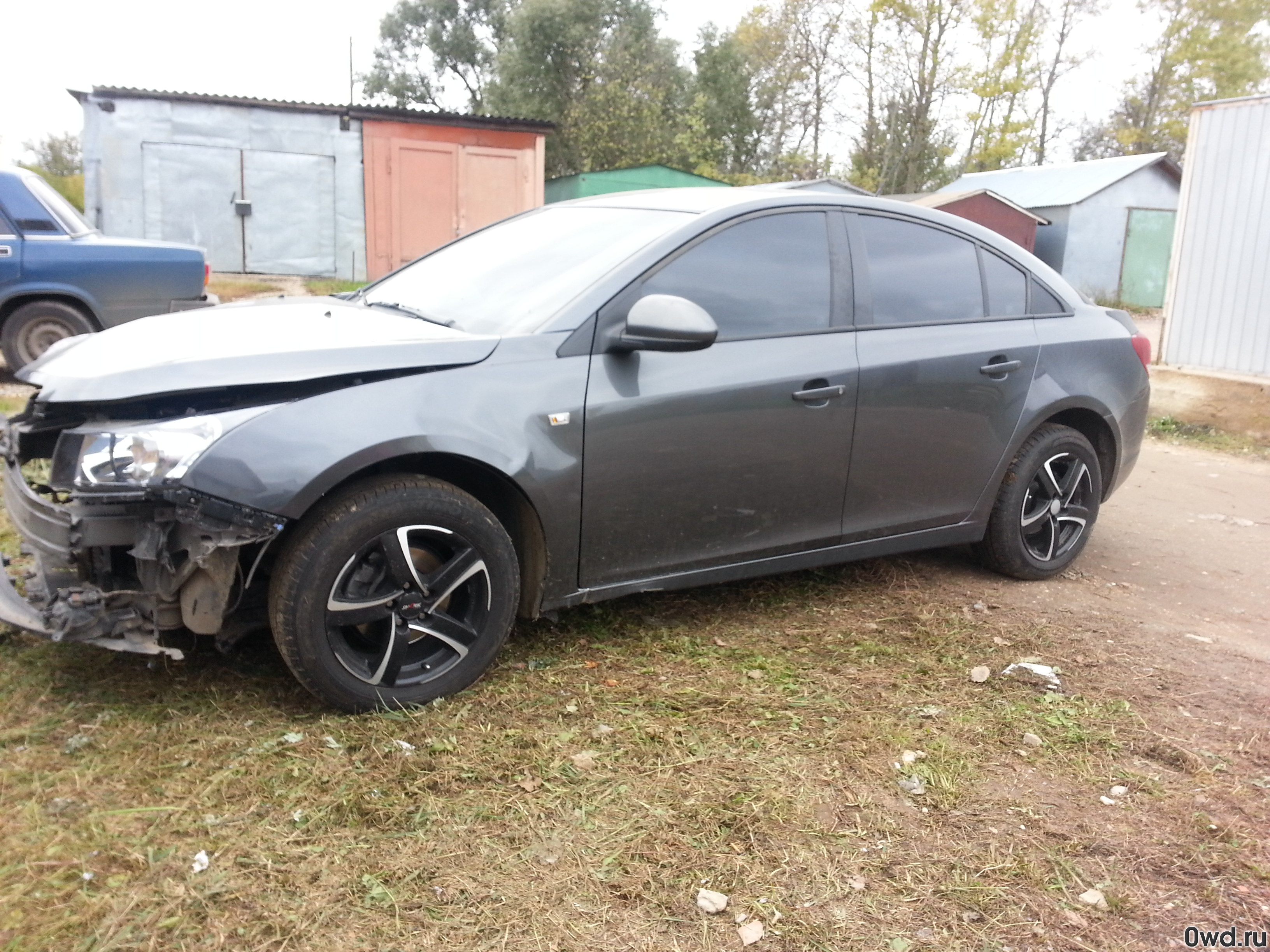 Битый автомобиль Chevrolet Cruze (2011) в Волоколамске